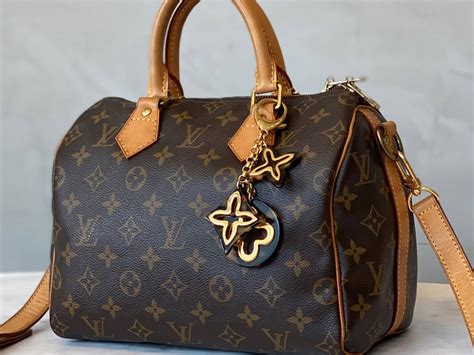 bolsa de lado louis vuitton